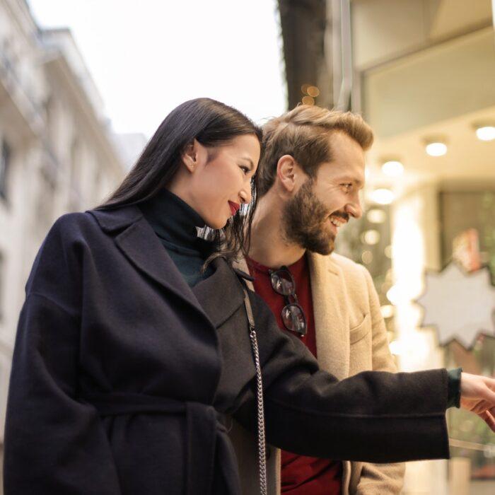 foot traffic, window shopping